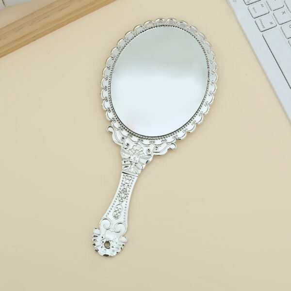 Gilded Vintage Handheld Mirror: Ornate Portable Makeup Mirror (Gold/Silver)