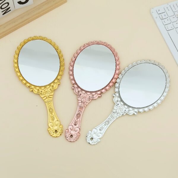 Gilded Vintage Handheld Mirror: Ornate Portable Makeup Mirror (Gold/Silver)